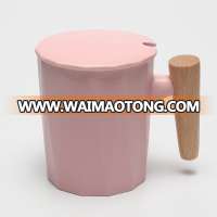 350ML hot sale Ceramic Tea Mug With wood handle & ceramic lid in different colors