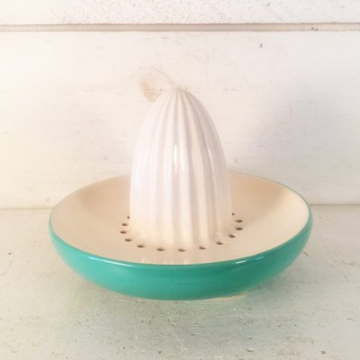 Vintage Turquoise Green and Country White Ceramic "Over a Bowl" Juicer/Farmhouse Kitchen Ceramic Manual Juicer/Shabby Chic Kitch